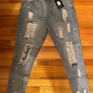 Fashion Nova jeans‼️Large (11-13) sizing chrt lstd